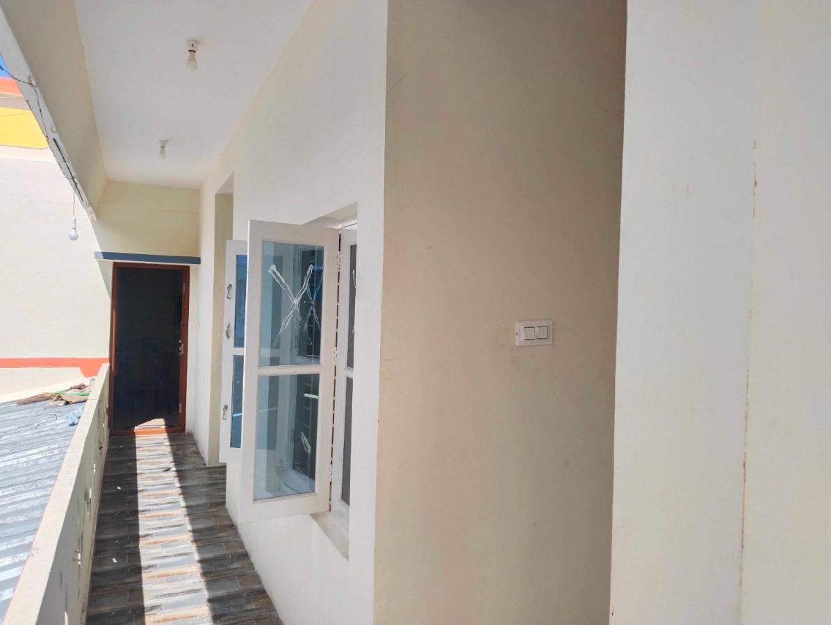 Hotel Oyo 8206 K J Residency Mysore Exterior foto